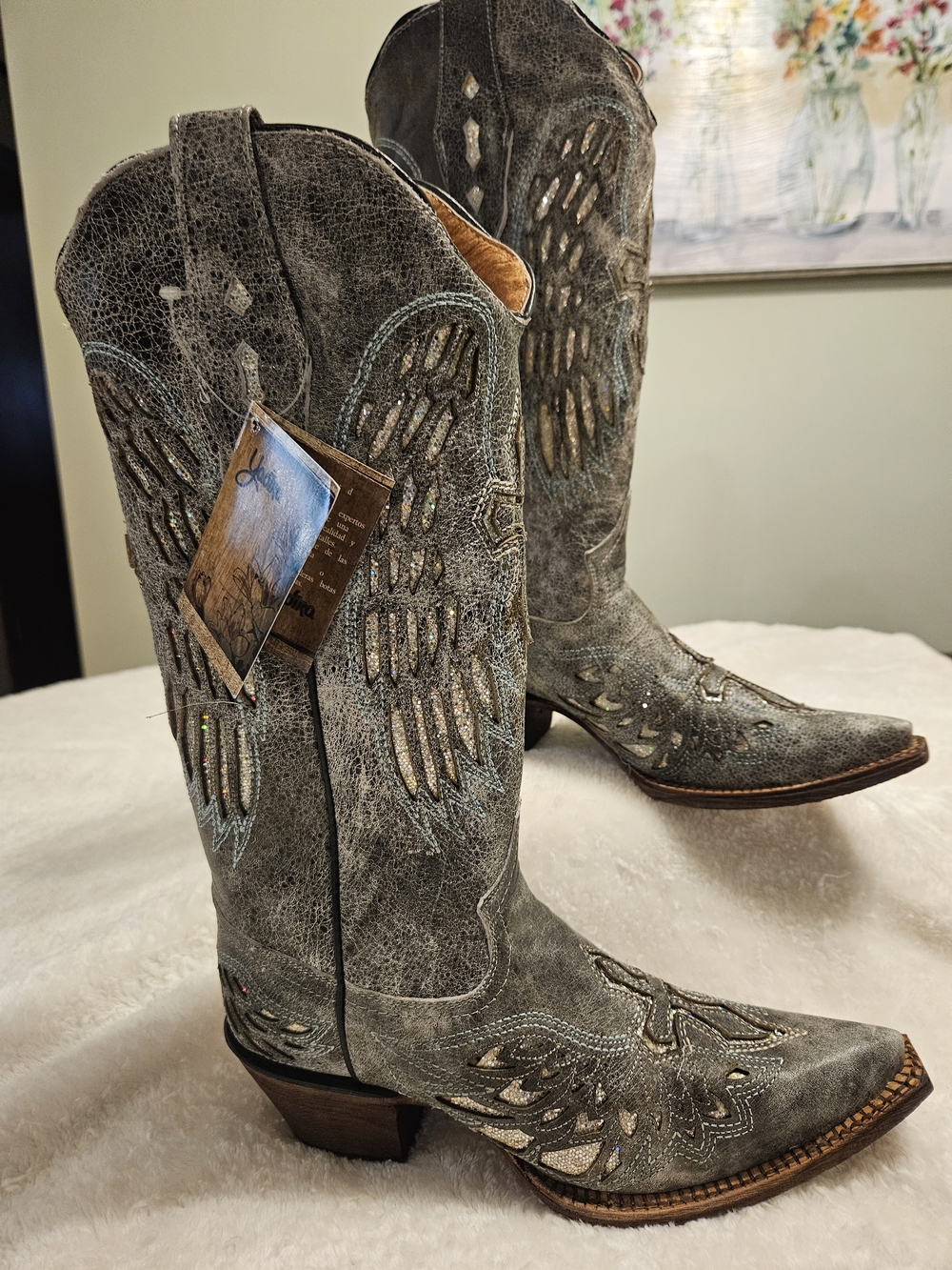 Women's Yadira Gray Leather Western Boots with Wing Embroidery Size 8